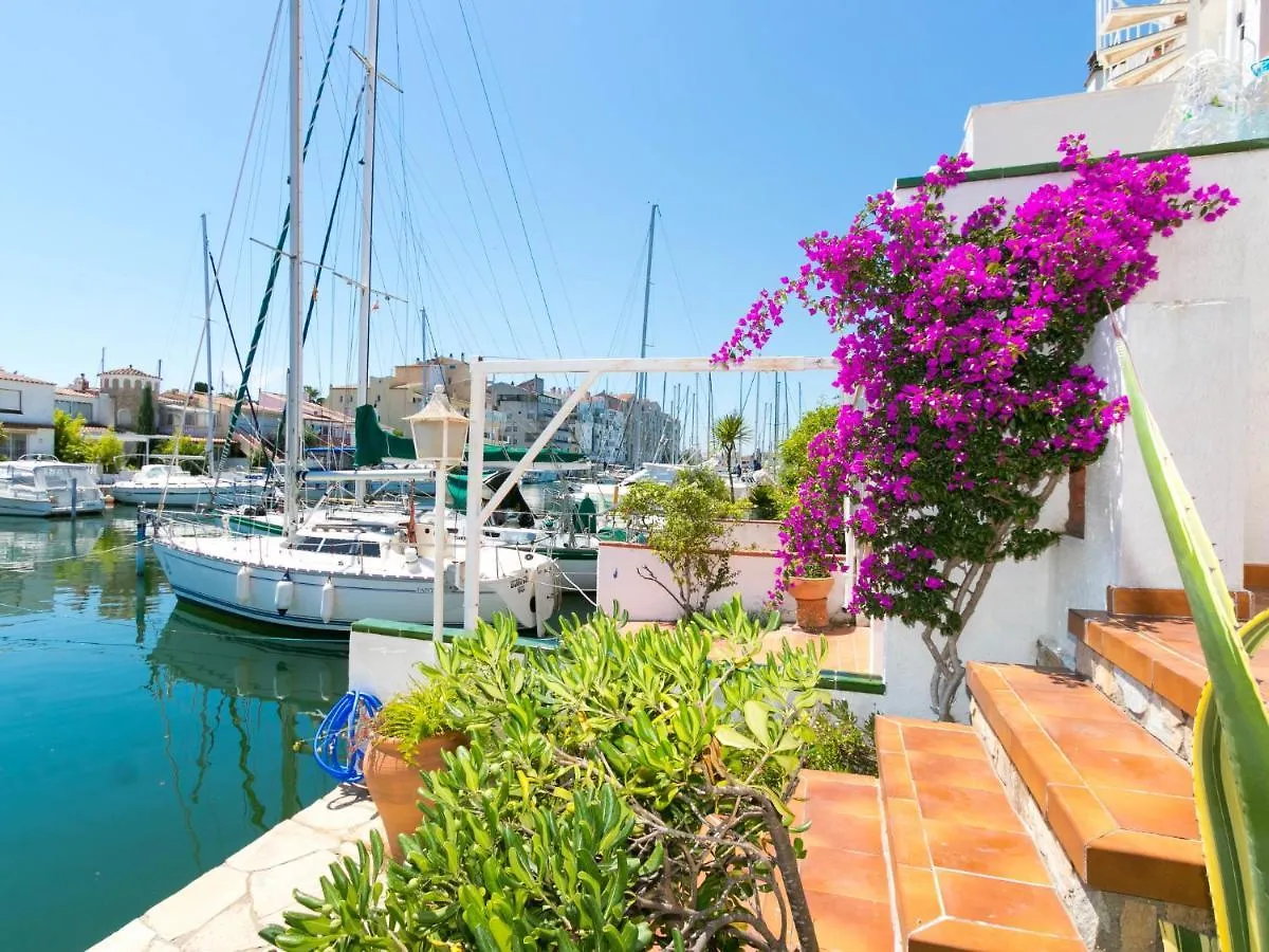 Holiday Home Port Argonautes Empuriabrava