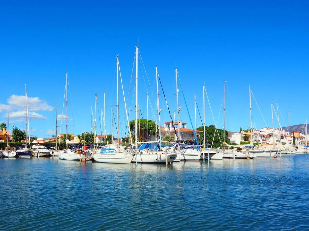 Holiday Home Port Argonautes Empuriabrava